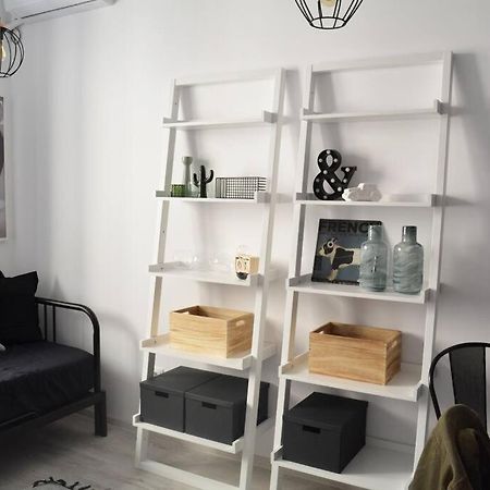 شقة 2 Bdr / Cozy Ap Near Old Town بوخارست المظهر الخارجي الصورة