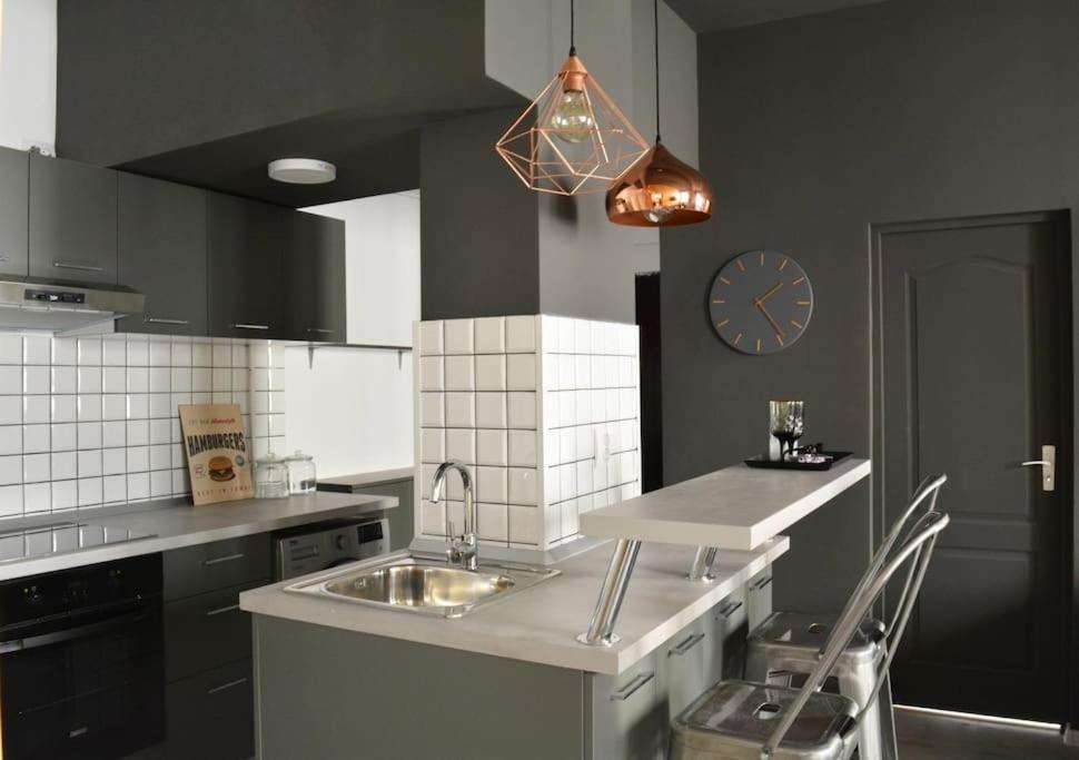 شقة 2 Bdr / Cozy Ap Near Old Town بوخارست المظهر الخارجي الصورة